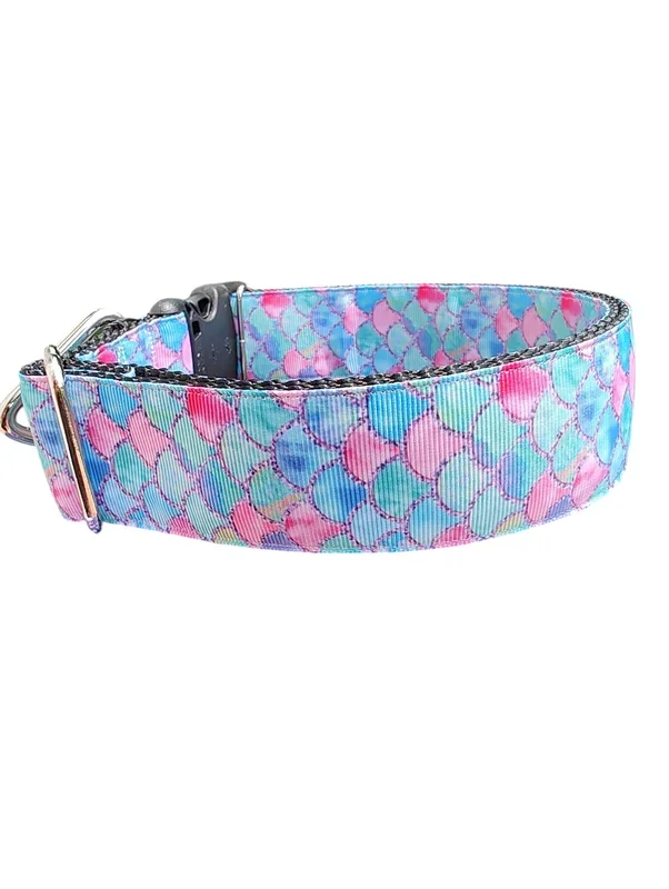 1.5″ Wide Mermaid Scales Nylon Dog Collar