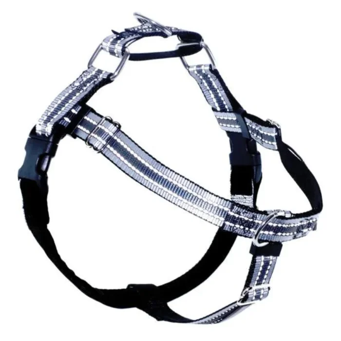 2 Hounds Design Freedom No-Pull Dog Harness – Small 5/8″ x 20-24″ – Black