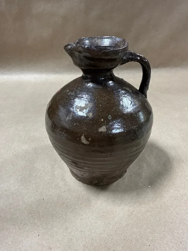 (A) Pottery Wine Vessel With Handle