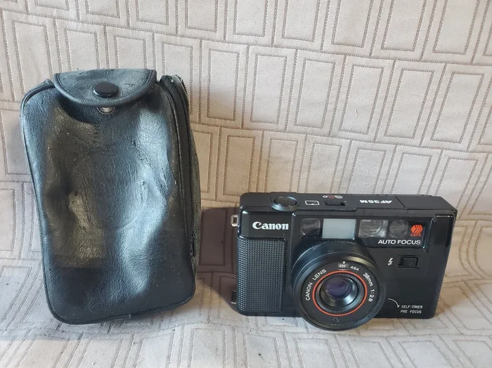 Canon Auto Focus AF35M Camera UNTESTED