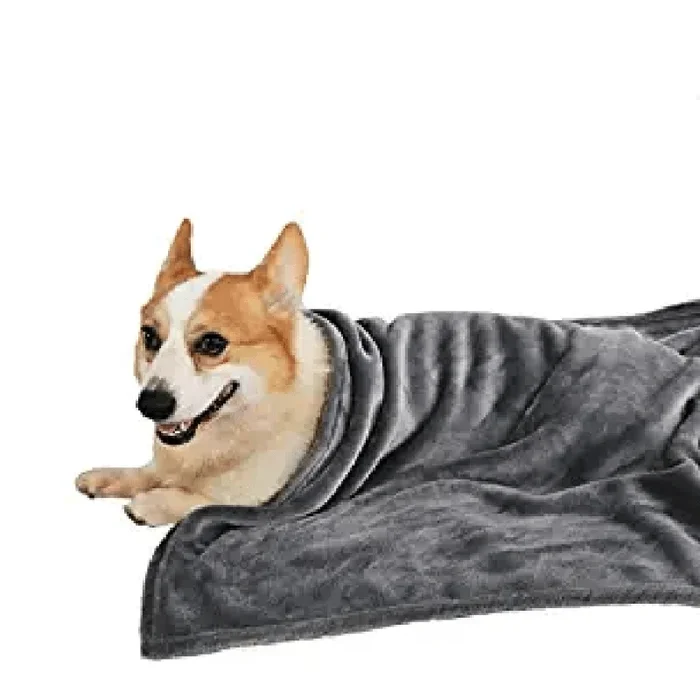 Fluffy’s Luxurious Premium Soft and Warm Blanket for Dogs and Cats (Black)