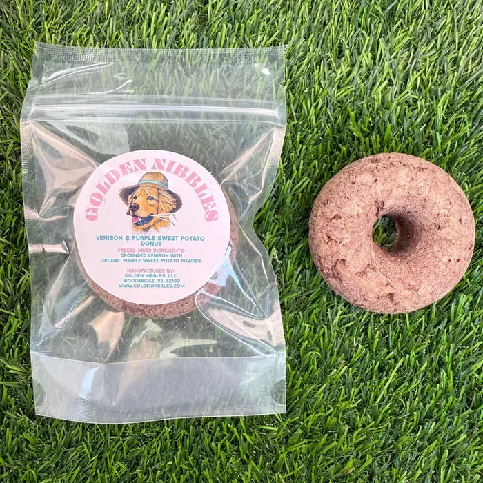 Golden Nibbles – Donut – Venison – Freeze-Dried Treat for Dogs & Cats