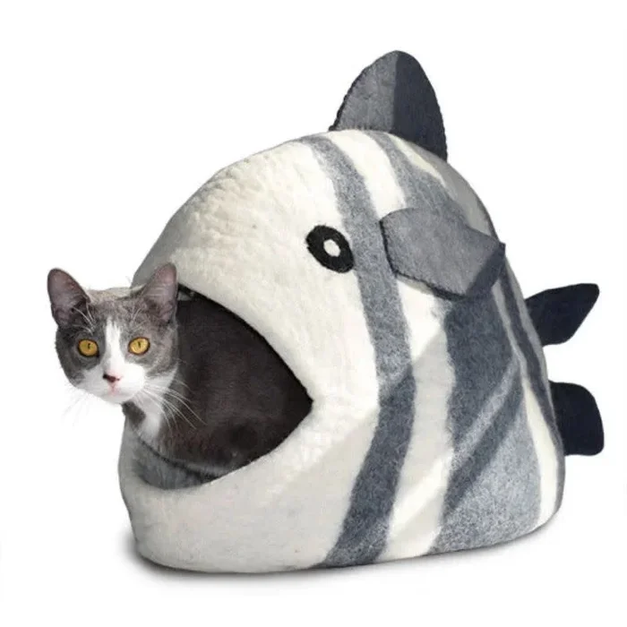 KARMA CAT Pet Cave White Grey Fish