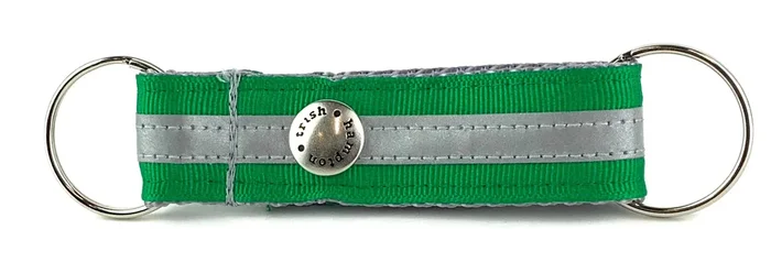 Kelly Green Reflective Snappy Keychain – 411