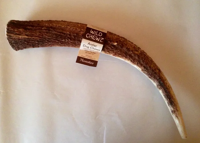 Natural Hound / Wild Chewz Elk Antler Whole – Monster