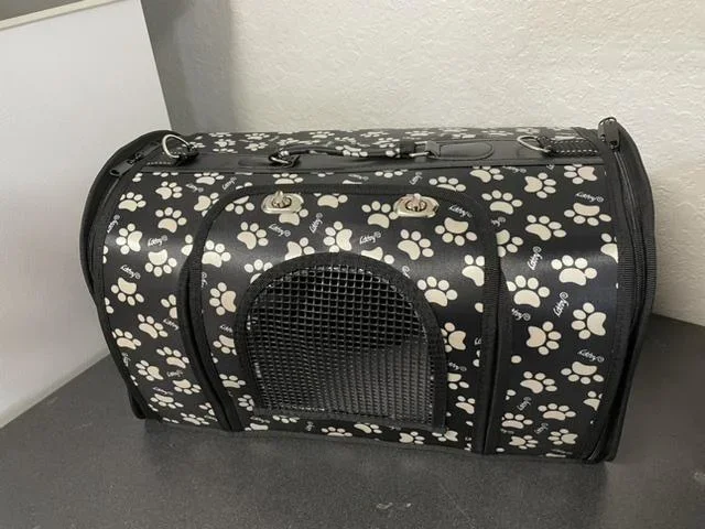 Pet Carrier – Assorted Print