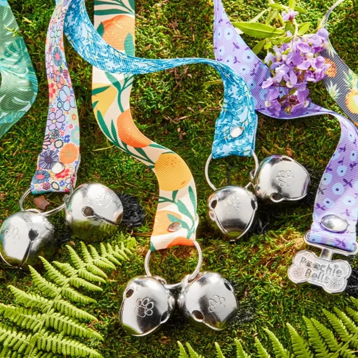 Poochie-Pets / Bells – Doggie Doorbell 4 Bells Garden Party