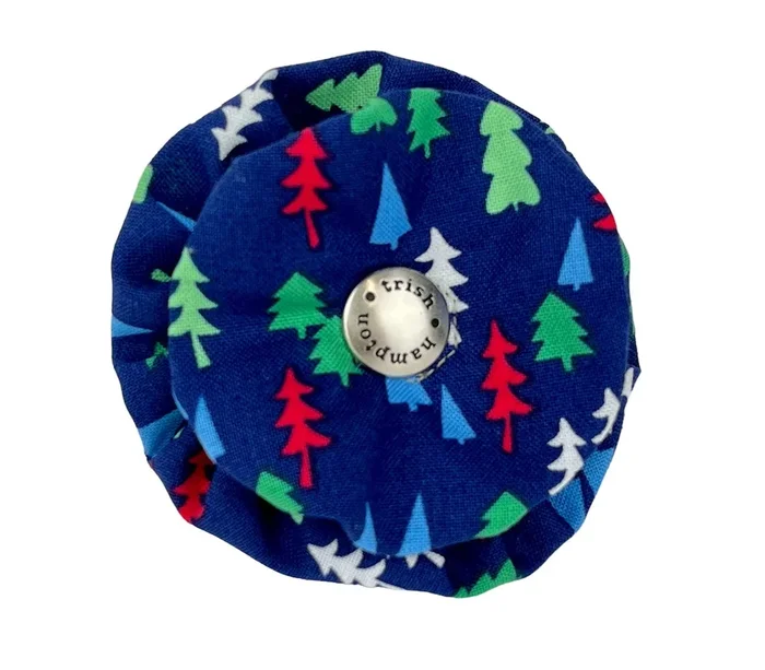 Winter Pine Tree Dog Blossom – 988
