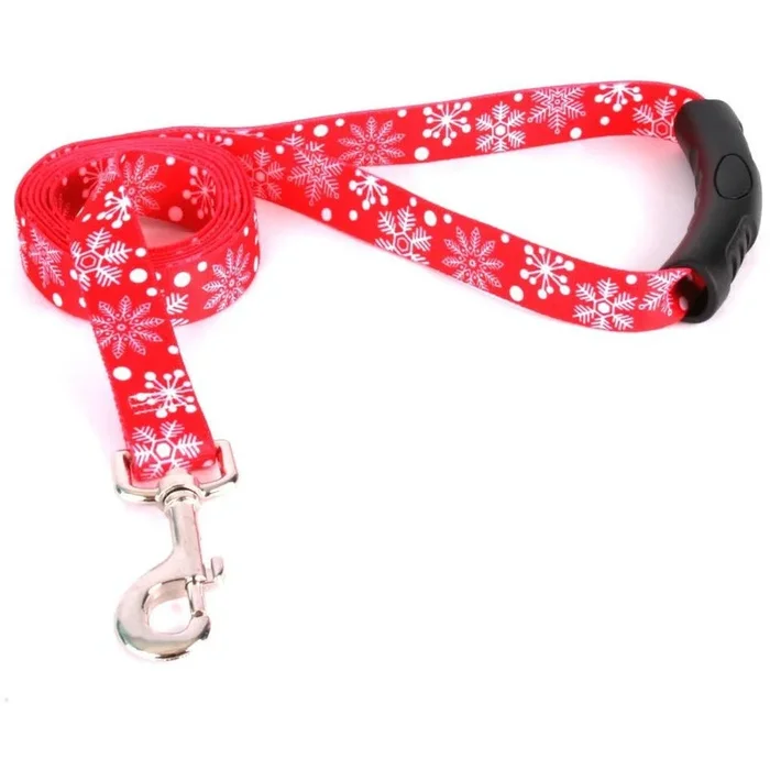 Yellow Dog Design – EZ-Grip Holiday Red Snowflakes Leash